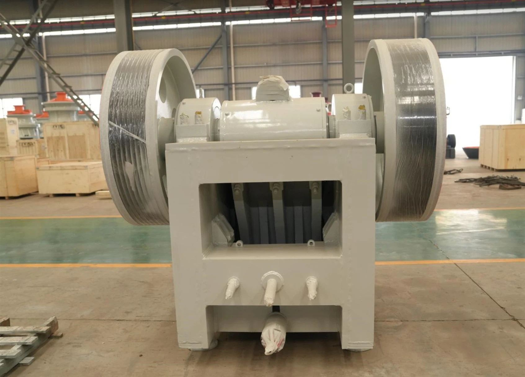 PE Jaw Crusher-Rear View
